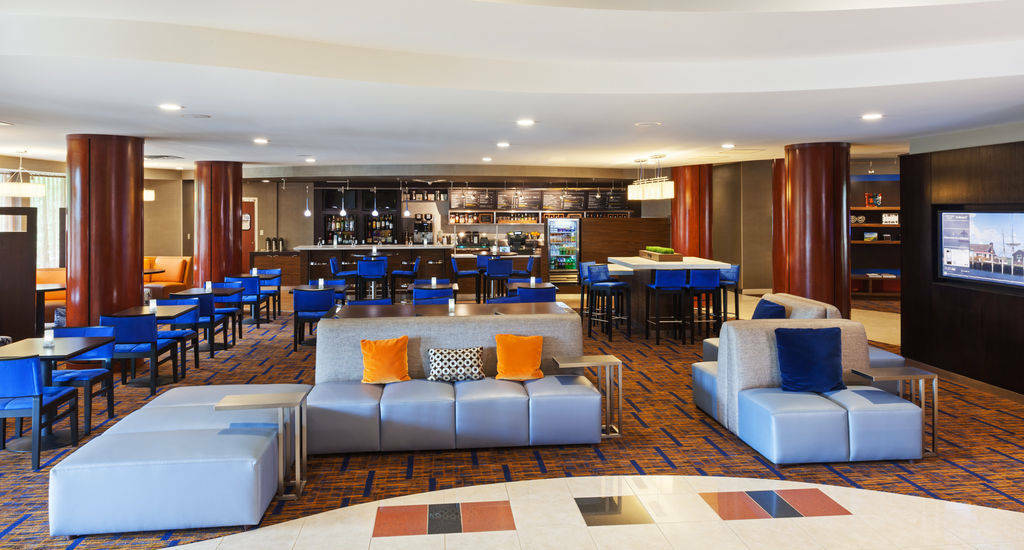 คอร์ทยาร์ด ฟาร์มิงตัน Hotel ภายนอก รูปภาพ